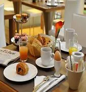 Sejours & Affaires Paris-Vitry Aparthotel  Vitry-sur-Seine